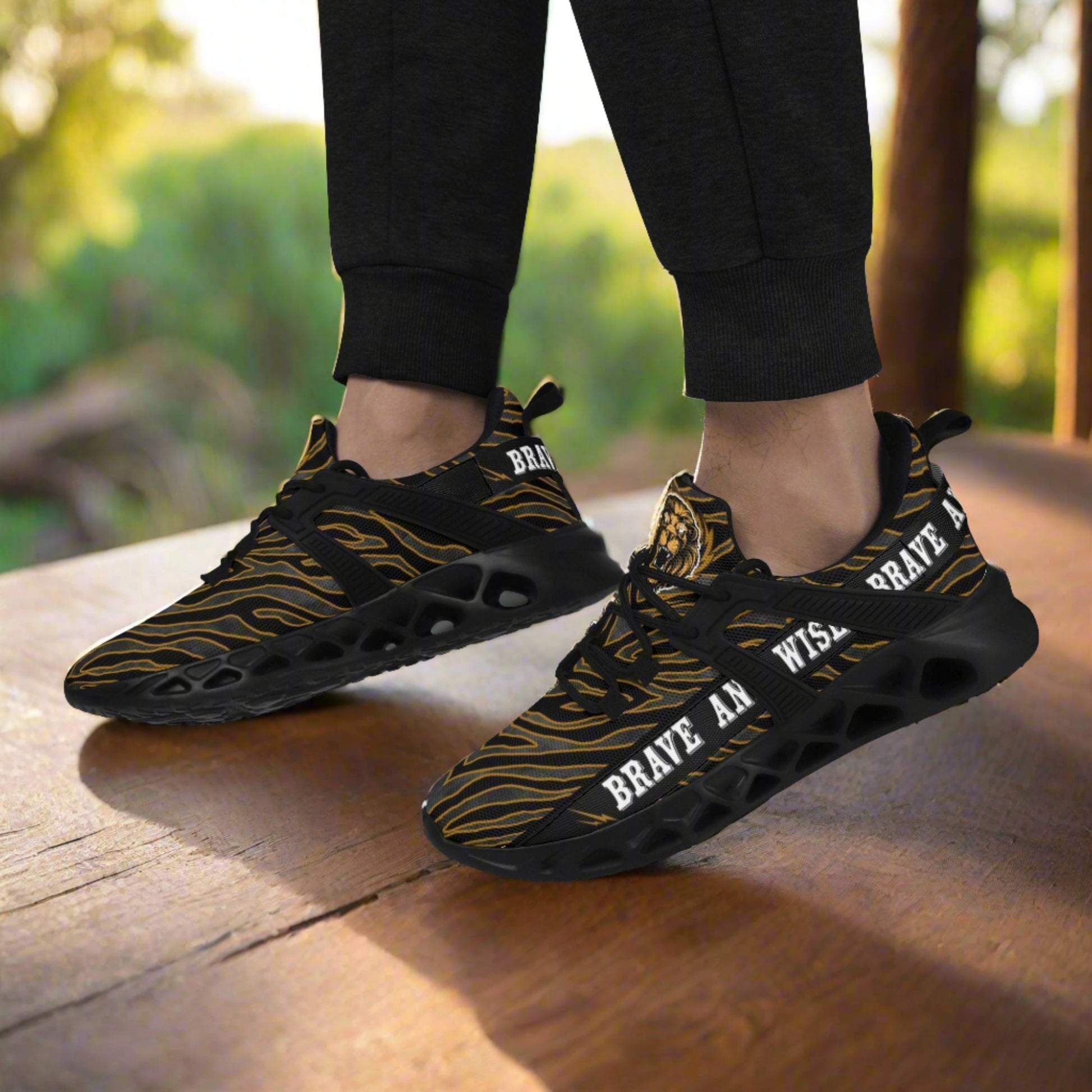 Lionhead. Mens New Elastic Sport Sneakers - AGTC