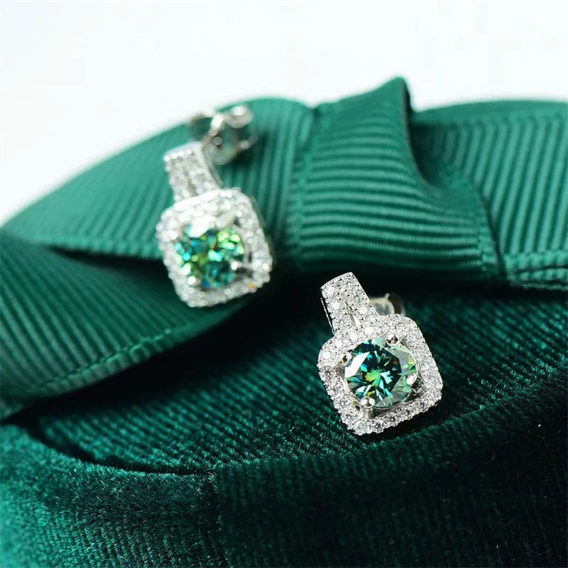A photo of the earrings from different angles
