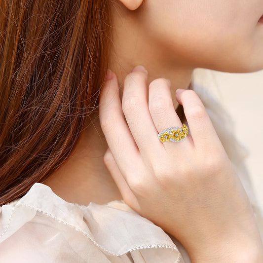 Unique Flower Moissanite Ring | Luxury Wedding Band | Women's Jewelry - AGTC