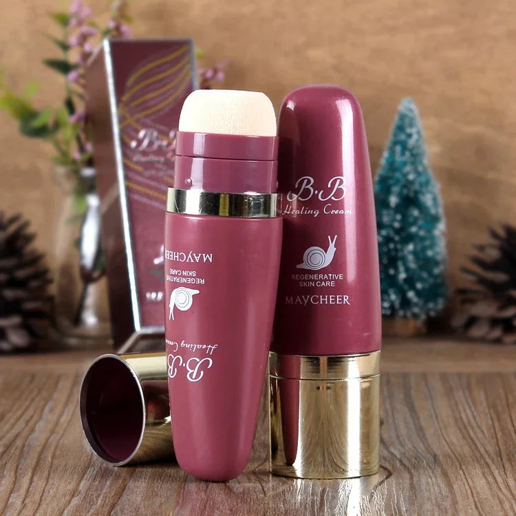 Oil-Controlled Makeup