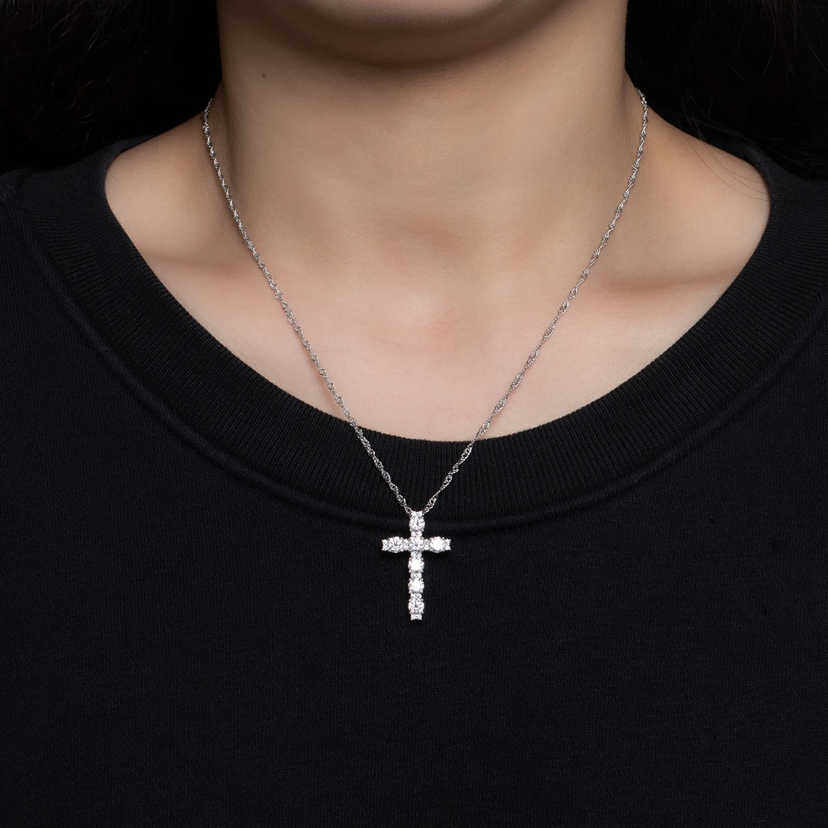 Detailed view of necklace's craftsmanship
