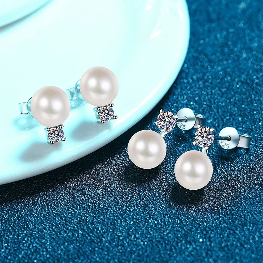 Stud earrings with moissanite diamonds