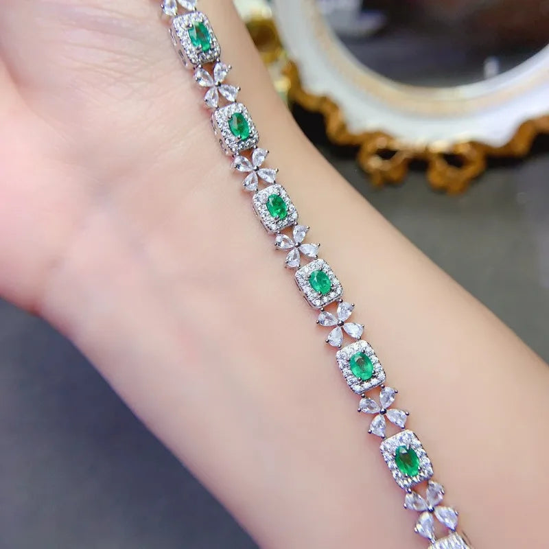 A photo of the bracelet from different angles