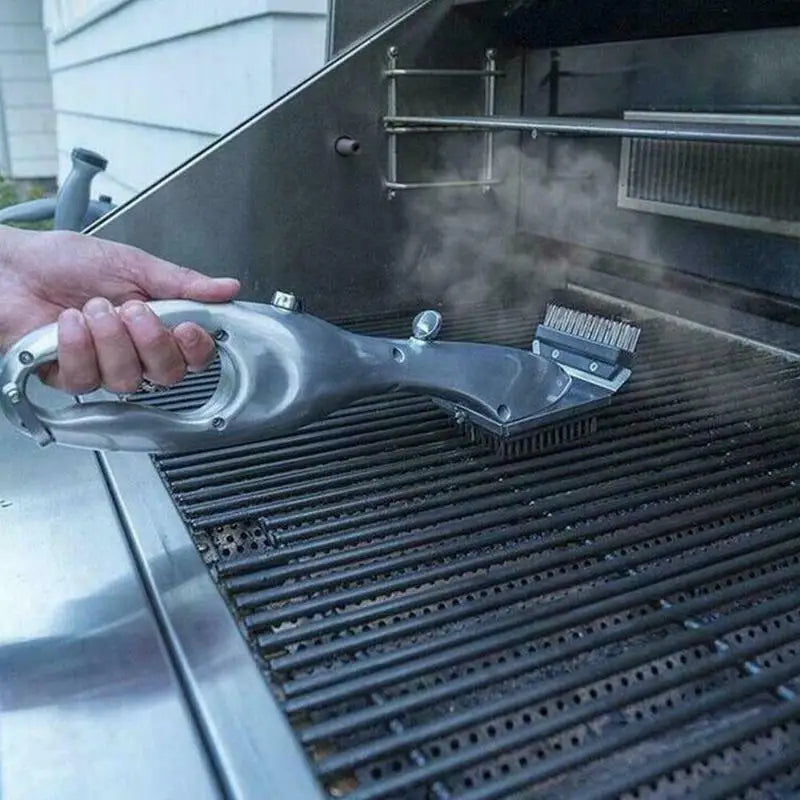 Innovative Steam Cleaning Brush for Grills
