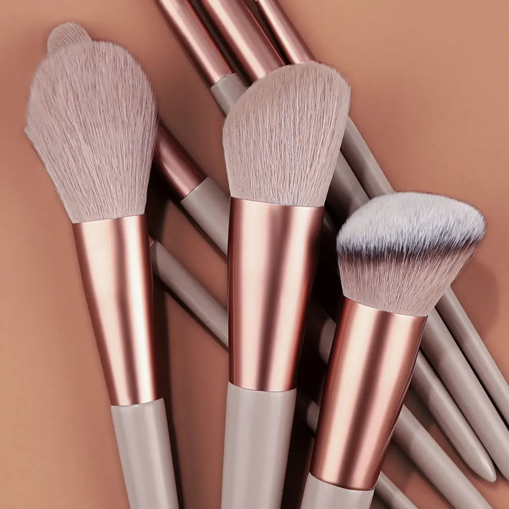 Flawless Beauty: 13pcs Soft Makeup Brushes for Exquisite Powder Blending - Meticulously Crafted for Women - AGTC